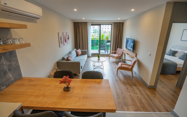 Lara Mari̇ne Homes Apart-Hotel