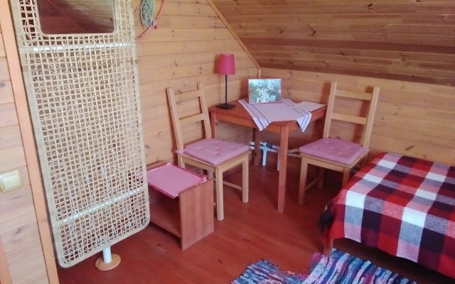 Dom na Tsvetochnoy