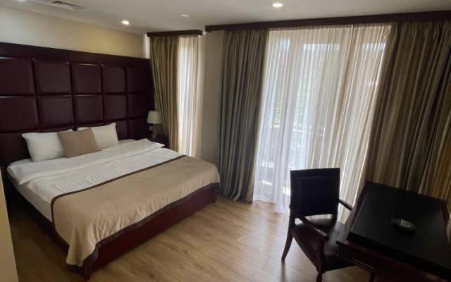Natali Metekhi Palace Hotel