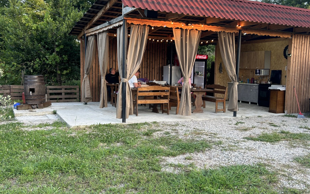 Na Baze Otdykha Bronau Trio Bungalow
