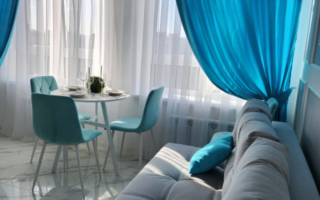S Vidom na Zakat Rodionova, 19 Flat