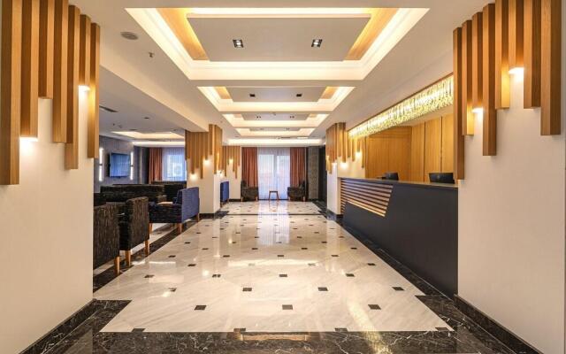 Demiray Hotel