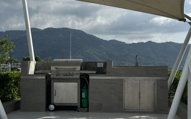 Апарт-отель Skypark Laguna by TropicLook