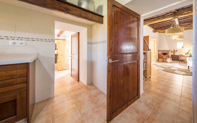 Вилла Es Cubells Town