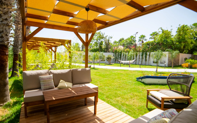 Rose Garden Premium Hotel