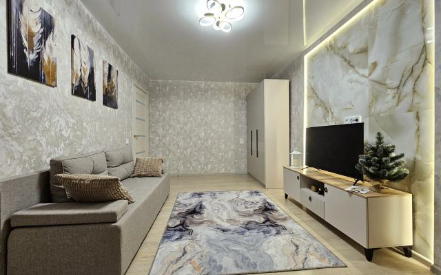 Квартира Живи Уютно