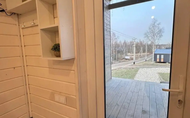 499 Private house