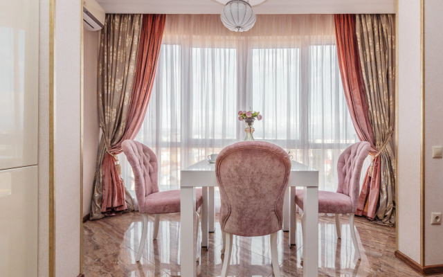 Per. Bogdana Khmelnitskogo 10 Flat