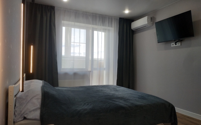 Novaya kvartira s konditsionerom v Zhk Fakel Apartments