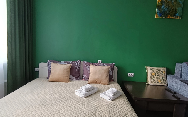 Квартира Бело- зелёная в Аквамарине