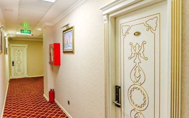 Maris Baku Hotel