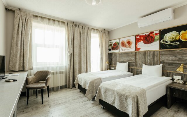 Customs House Hotel & SPA Hotel