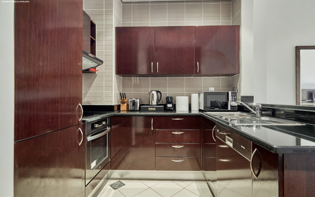 Апартаменты Bnbmehomes Stylish & Spacious 1-Bedroom Retreat G15