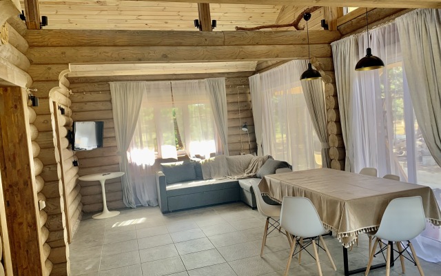 Dom U Ozera Recreation Camp