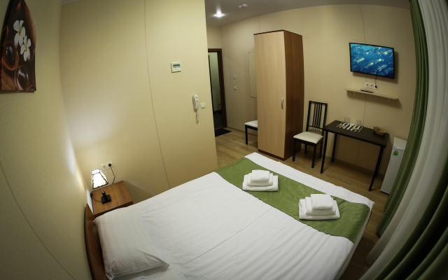 Globus Hotel