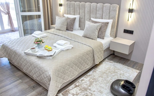 Апартаменты FSF Дизайнерские Четыре Сезона (Business)