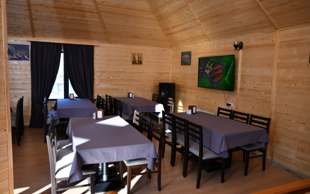 Отель Everest Rest House