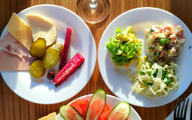 Отель Amra Sunrise