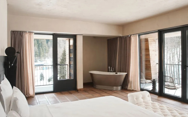 Курортный отель Kokhta Bakuriani