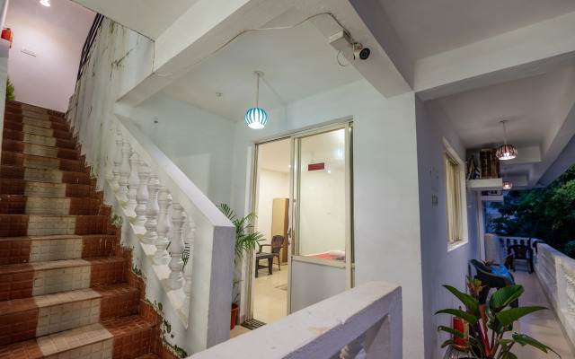 Morjim Sea Waves Hotel