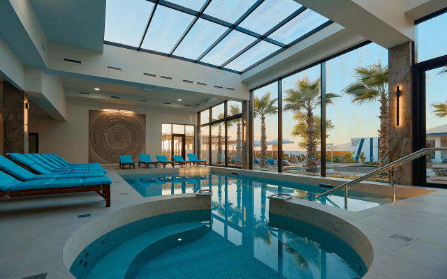 Aquamarine Family Club Hotel