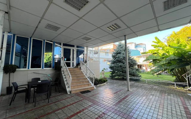 3-Komnatnaya V Tsentre Adlera Flat