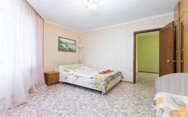 Квартира уютная с розовыми шторами