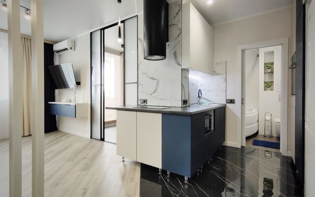 Renta27 na beregu Amura vblizi TC Brosko Moll Flat