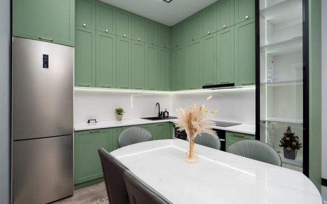 Апартаменты Трехкомнатные стильные возле Меги