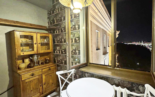 Апартаменты Центр Цирк Зыбитская Трёшка