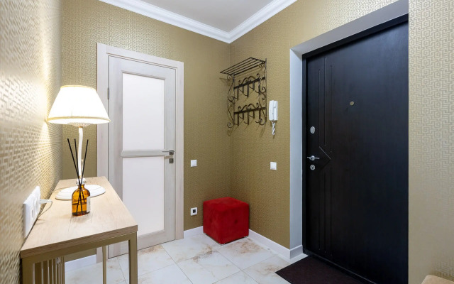 Ballerina S Dizaynerskim Remontom V Novom Zhk Chaykovskiy Apartments