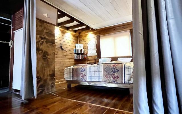 Tikhoye Mesto Chalet