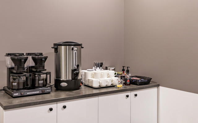 Отель Тесла