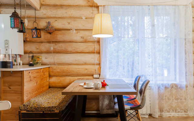 U Raify Guest House