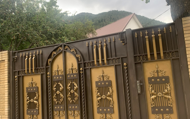 Dom na Kurdzhieva Private House