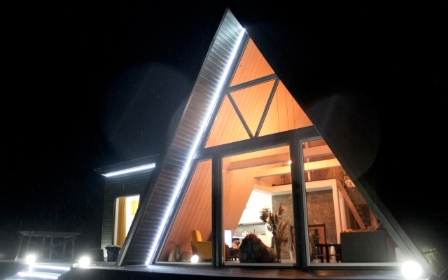 Shvartsvald A-Frame S Saunoj House
