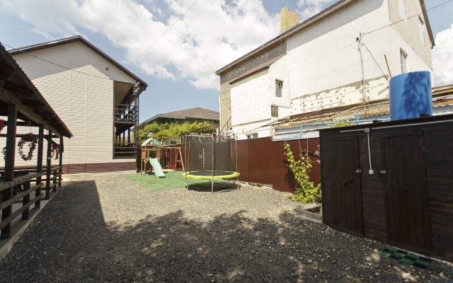 Familia v Blagoveschenskoy Guest House