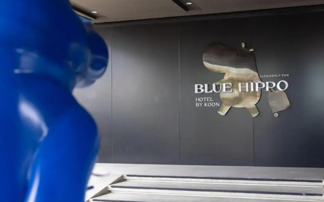 Отель Blue Hippo Hotel
