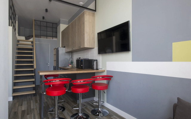 167 Stilnaya Studiya S Vidom Na Gory Flat