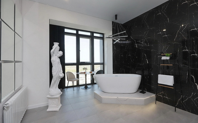 S Otdelnostoyaschey Vannoy Apartments
