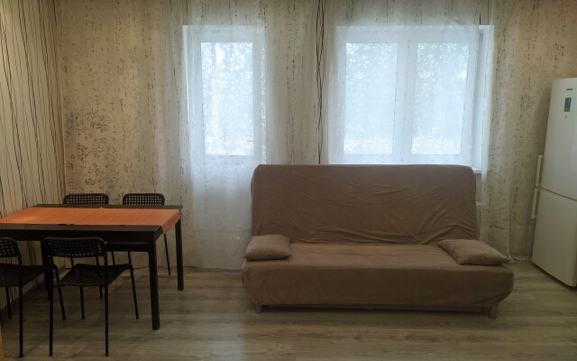 Luchshie apartamenty v rayone Flat