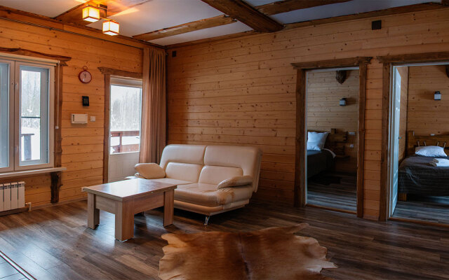 Volzhskiy fermer Guest House