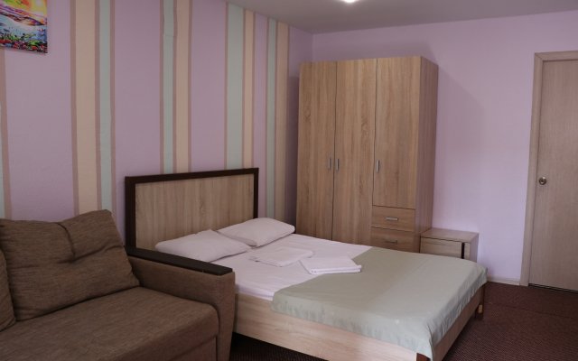 StandArt Guest House