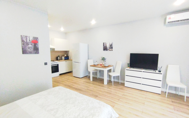 Апартаменты Студия с кроватью Stay Home в ЖК САМОЛЁТ