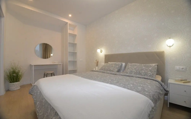 Izumrud V Tsentre Kazani Apartments