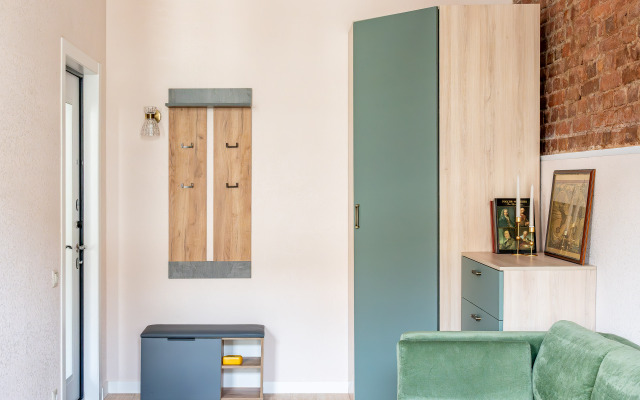 Квартира Яркая студия рядом с Невским Проспектом