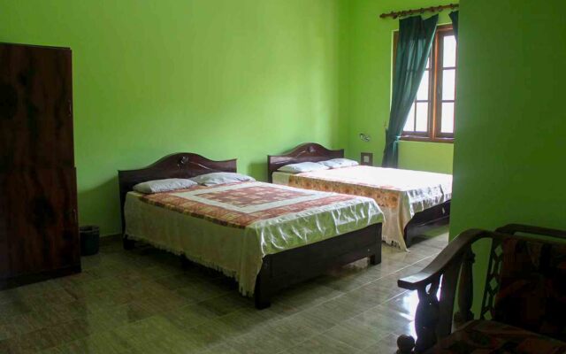 Yoho Hotel Thushara