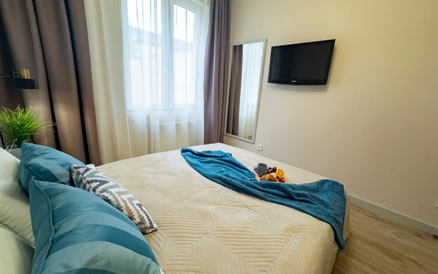 Stilnye U Petrogradki S 2 Spalnyami I Kukhney-Gostinoy Apartments