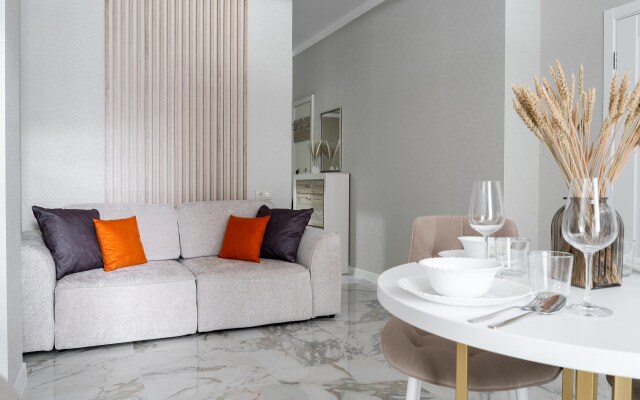 Red Apartments Svetlana Izabel Apartment