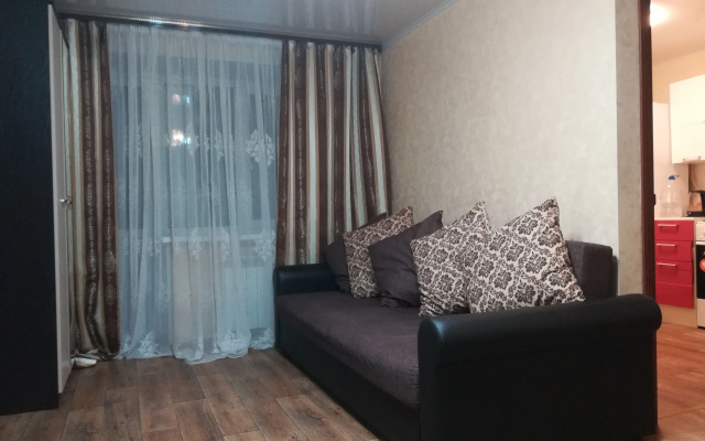 Апартаменты 2-к на Лежневской 36